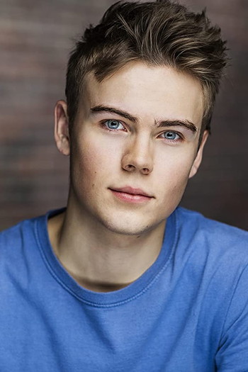 Photo of actor Gage Munroe