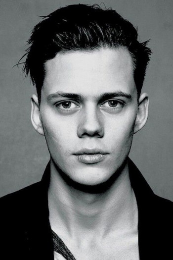 Photo of actor Bill Skarsgård