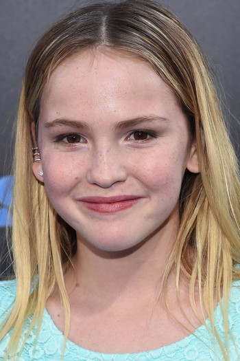 Photo of actress Talitha Bateman