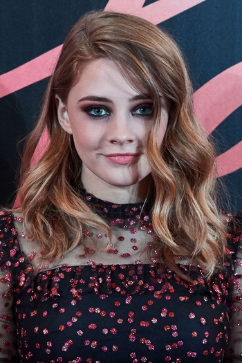 Фото актрисы Josephine Langford