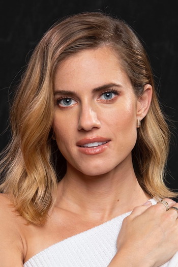 Photo of actress Allison Williams