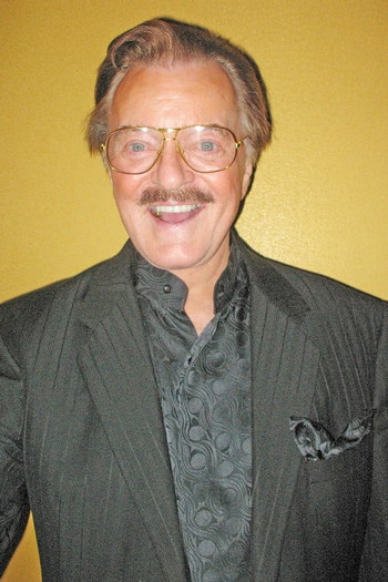 Photo of actor Robert Goulet