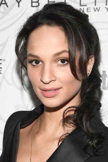 Photo of actress Ruby Modine