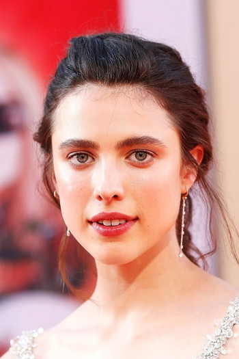 Фото акторки Margaret Qualley