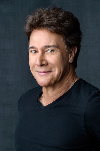 Photo of actor Fernando Allende