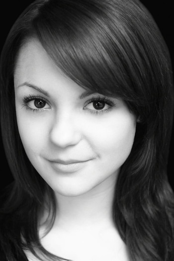 Photo of actress Kathryn Prescott