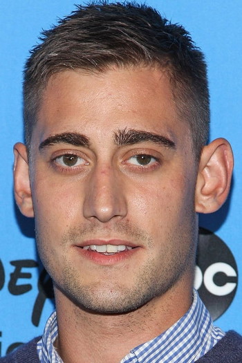 Photo of actor Michael Socha