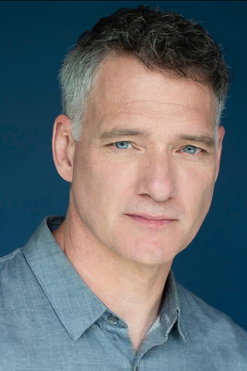 Photo of actor Paul Hopkins