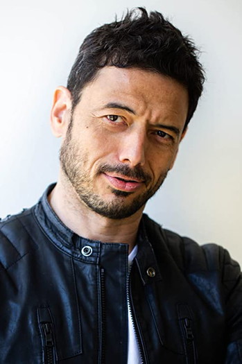 Photo of actor Rafael Petardi