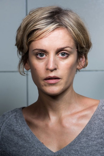 Photo of actress Denise Gough