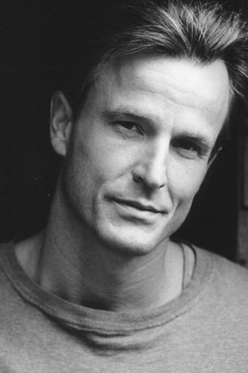 Photo of actor Nick Cassavetes