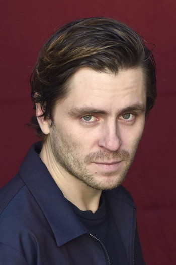 Photo of actor Sverrir Gudnason