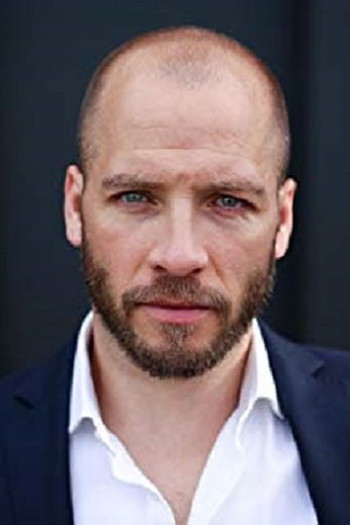 Photo of actor Mingus Johnston