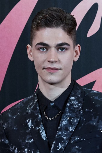 Photo of actor Hero Fiennes Tiffin