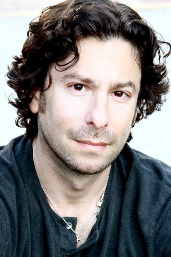 Photo of actor Jason Gould