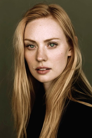 Photo of actress Deborah Ann Woll