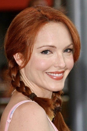 Photo of actress Amy Yasbeck