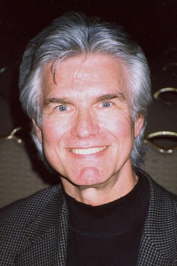 Photo of actor Kent McCord