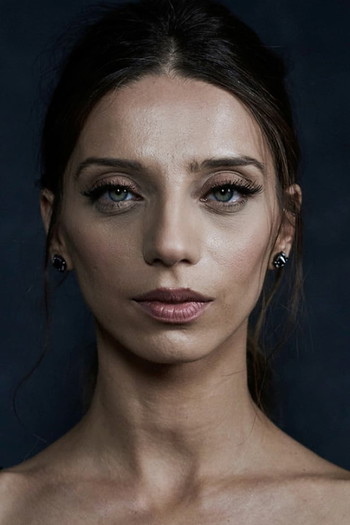 Photo of actress Angela Sarafyan