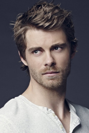 Фото актёра Luke Mitchell