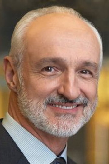 Photo of actor Michael Gross