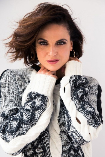 Photo of actress Lana Parrilla