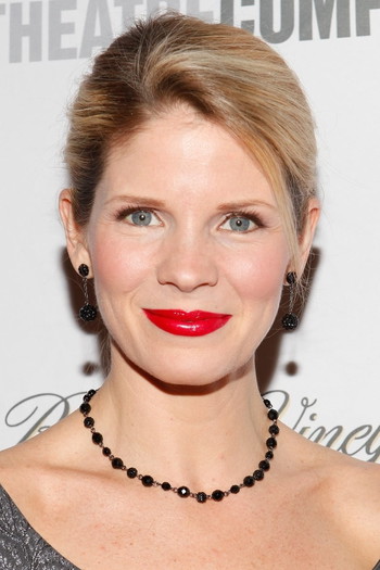 Photo of actress Kelli O\'Hara