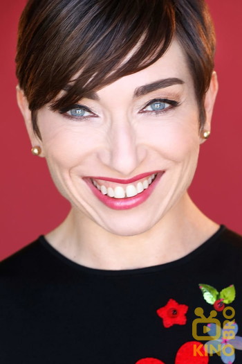 Photo of actress Naomi Grossman