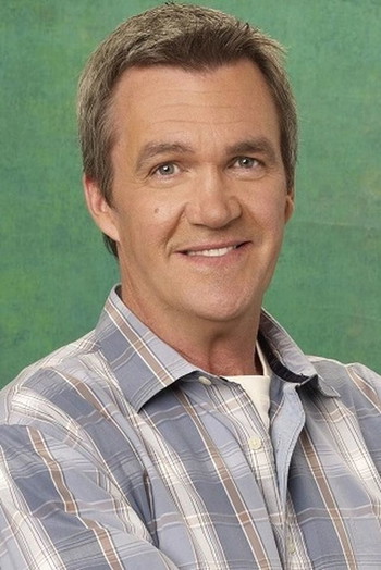 Photo of actor Neil Flynn