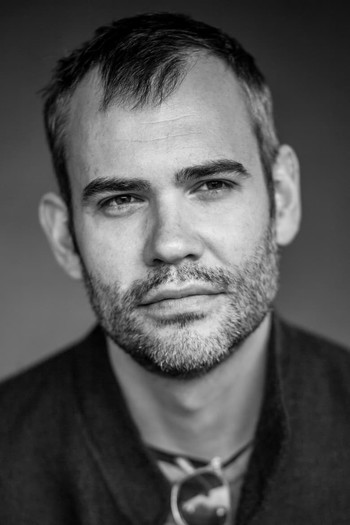 Фото актора Rossif Sutherland