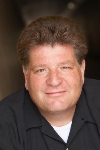 Photo of actor Stephen Lee