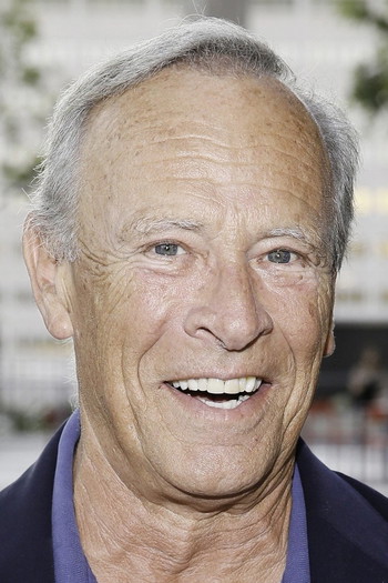 Photo of actor Ray Baker