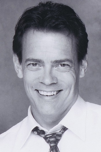 Photo of actor Ron Pardo