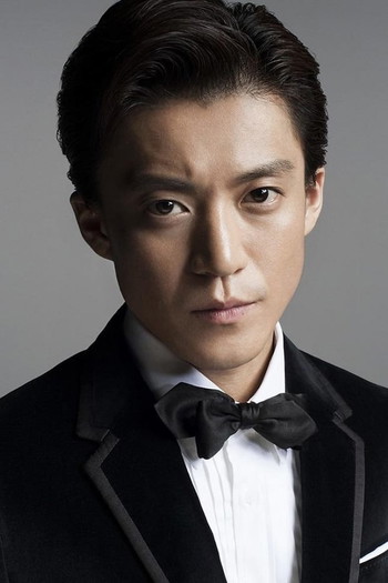 Photo of actor Shun Oguri