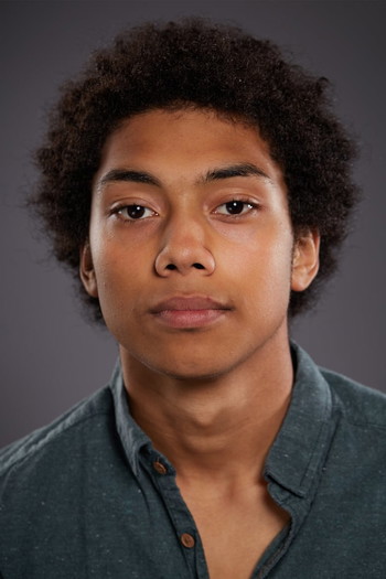 Photo of actor Chance Perdomo