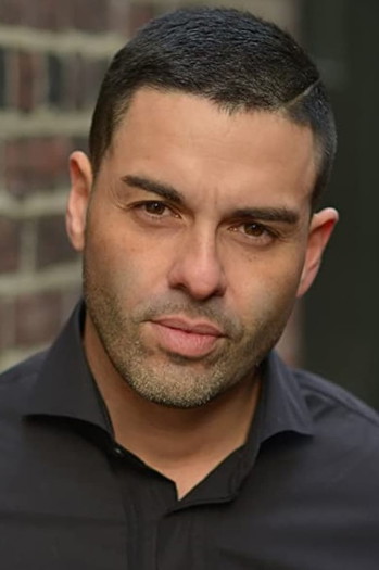 Photo of actor Jayce Barreiro