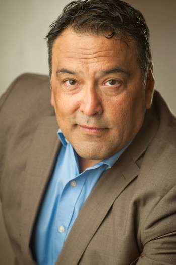 Photo of actor Dan Bradford