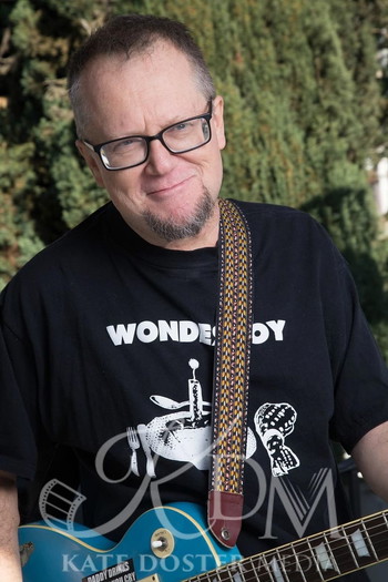 Photo of actor Robbie Rist