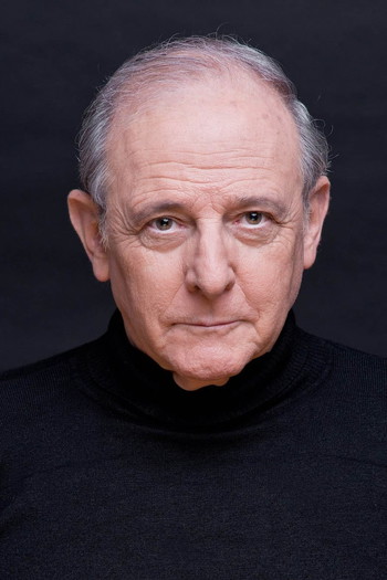 Photo of actor Emilio Gutiérrez Caba