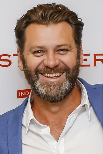 Photo of actor Morné Visser