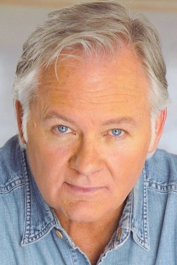 Photo of actor Richard Dillard