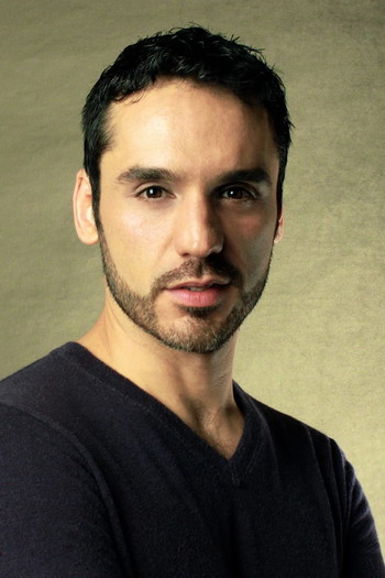 Photo of actor Rodrigo De la Rosa