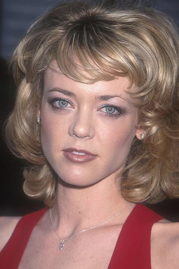 Photo of actress Lisa Robin Kelly