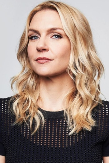 Photo of actress Rhea Seehorn