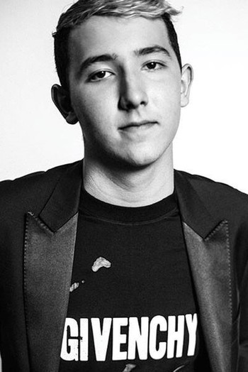 Photo of actor Frankie Jonas