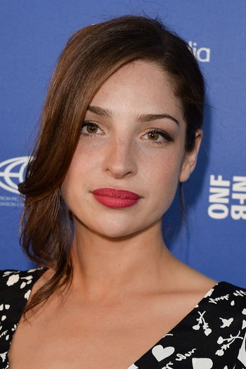 Photo of actress Anna Hopkins