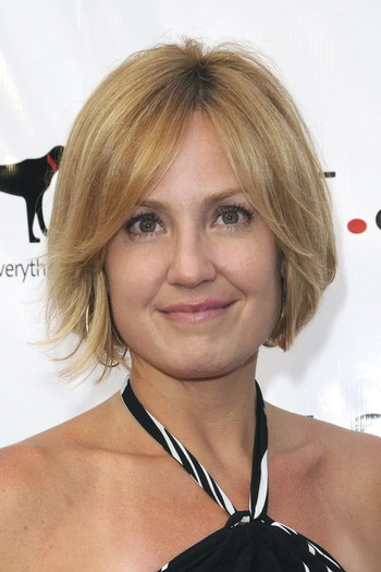 Photo of actress Sherry Stringfield