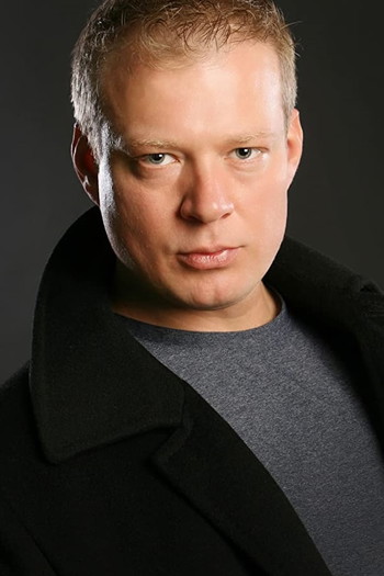 Photo of actor Sasha Piltsin