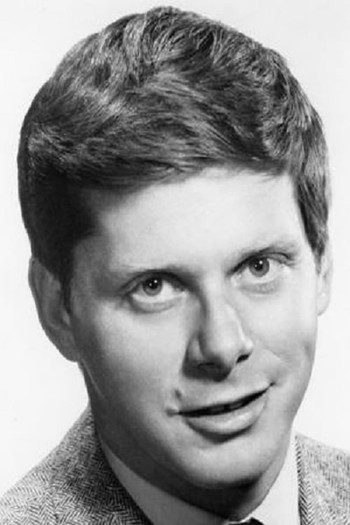 Photo of actor Robert Morse