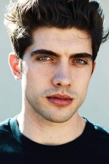 Photo of actor Carter Jenkins